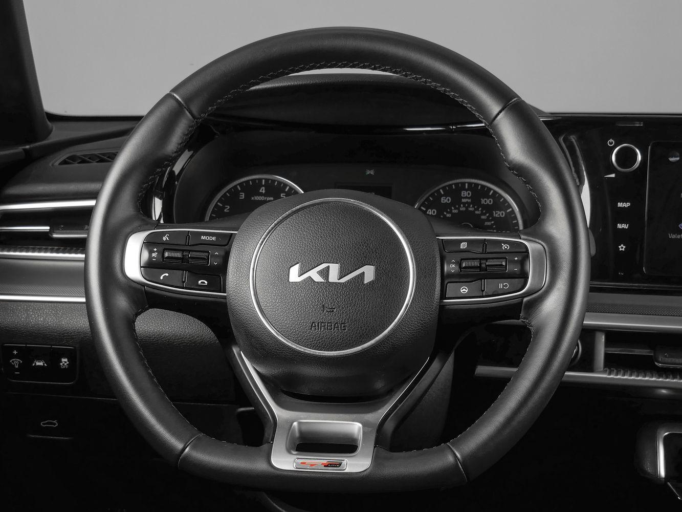 Kia K5, 2022