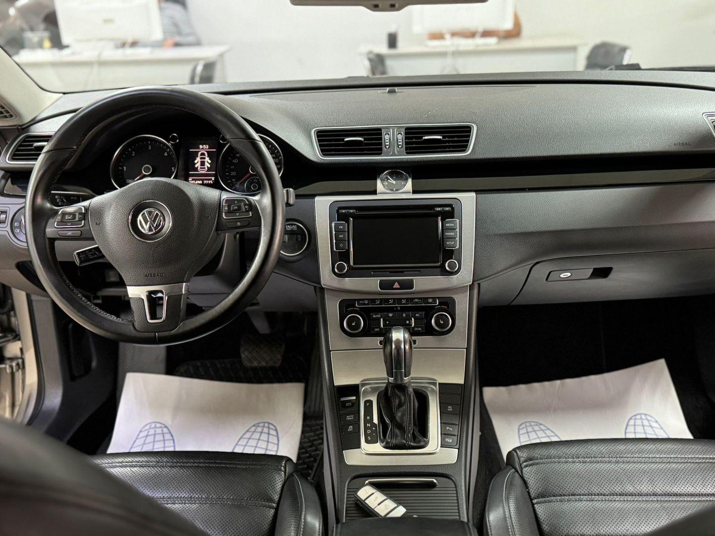 Volkswagen Passat CC