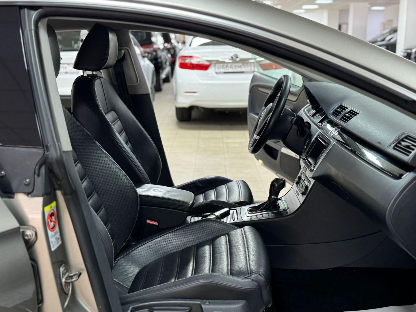 Volkswagen Passat CC