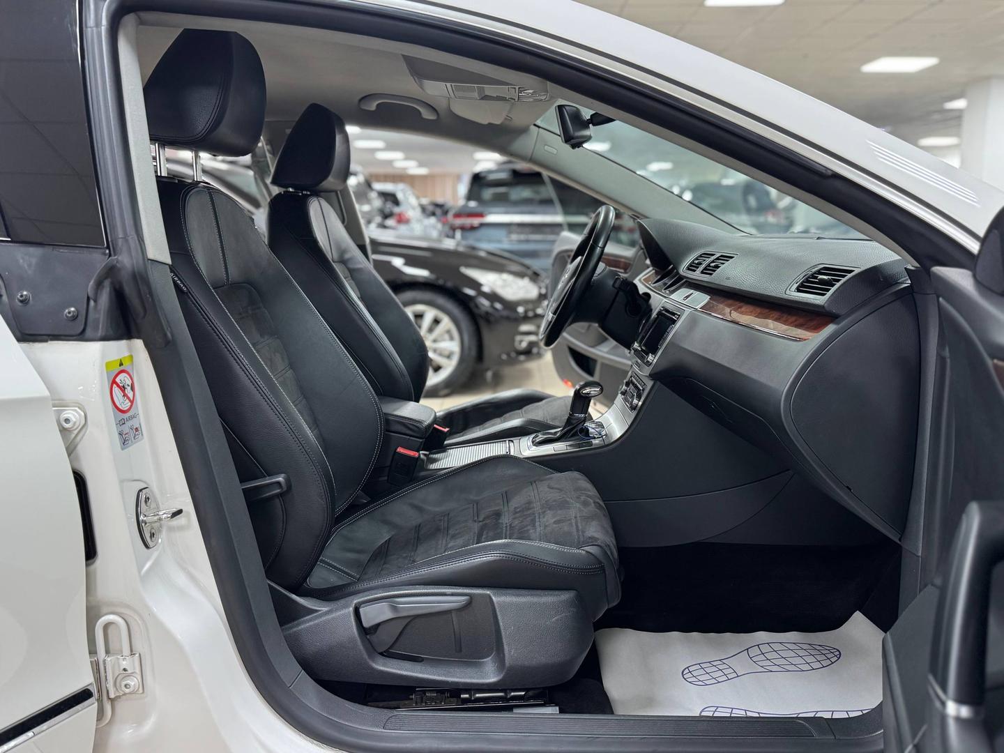 Volkswagen Passat CC
