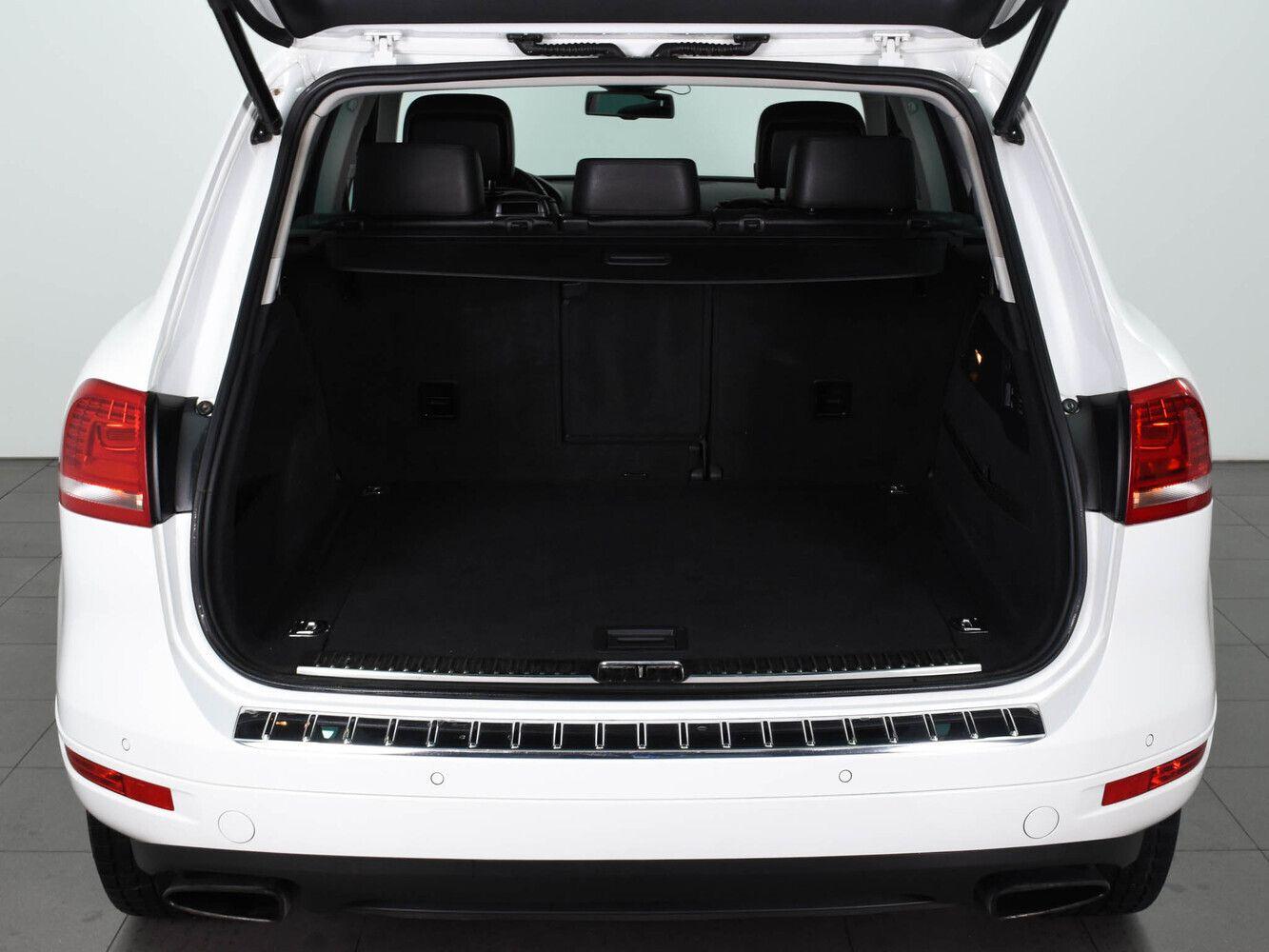 Volkswagen Touareg, 2014