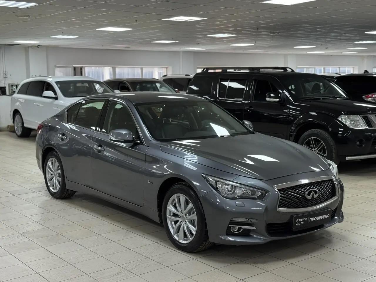 Infiniti Q50