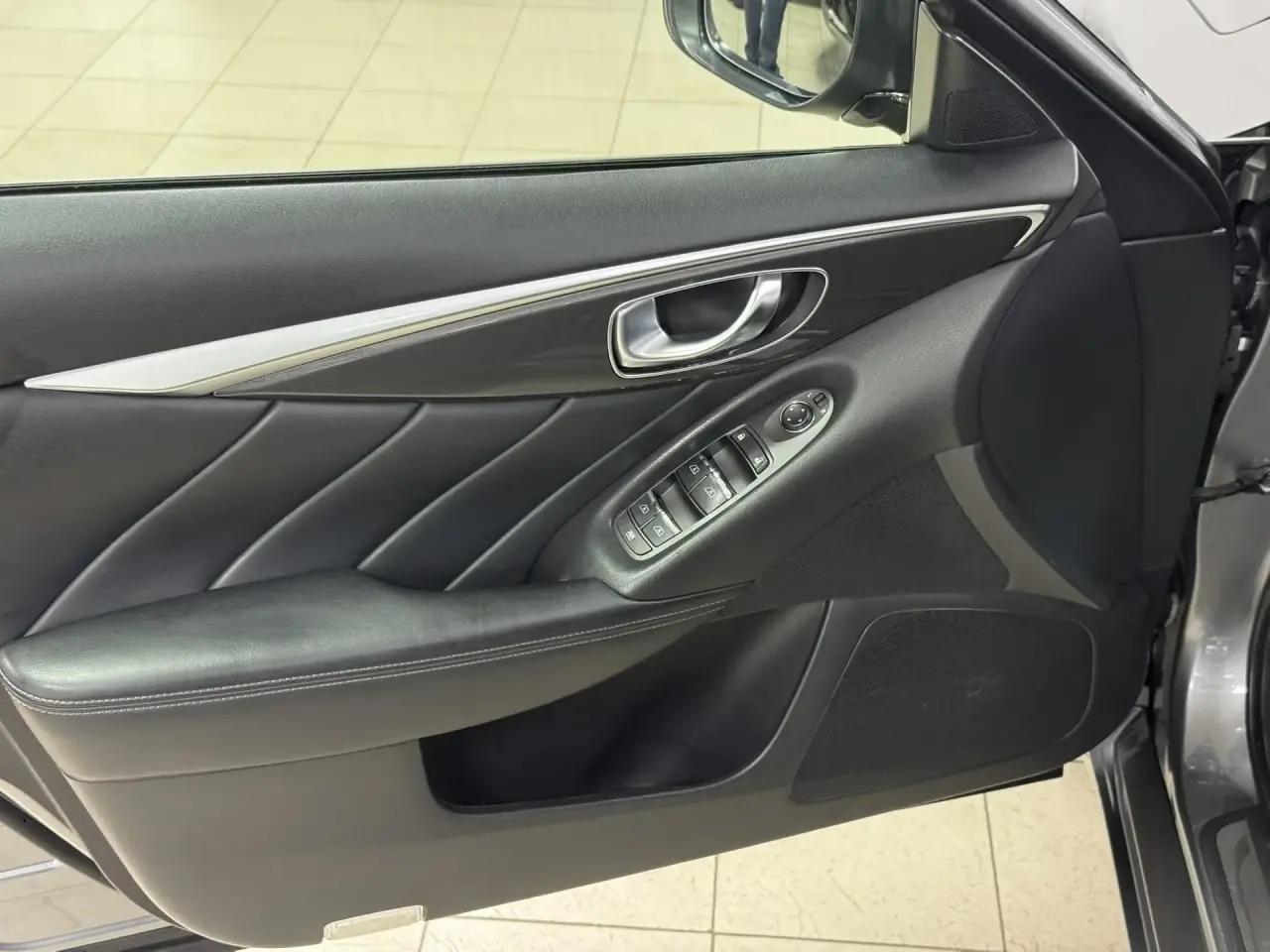 Infiniti Q50