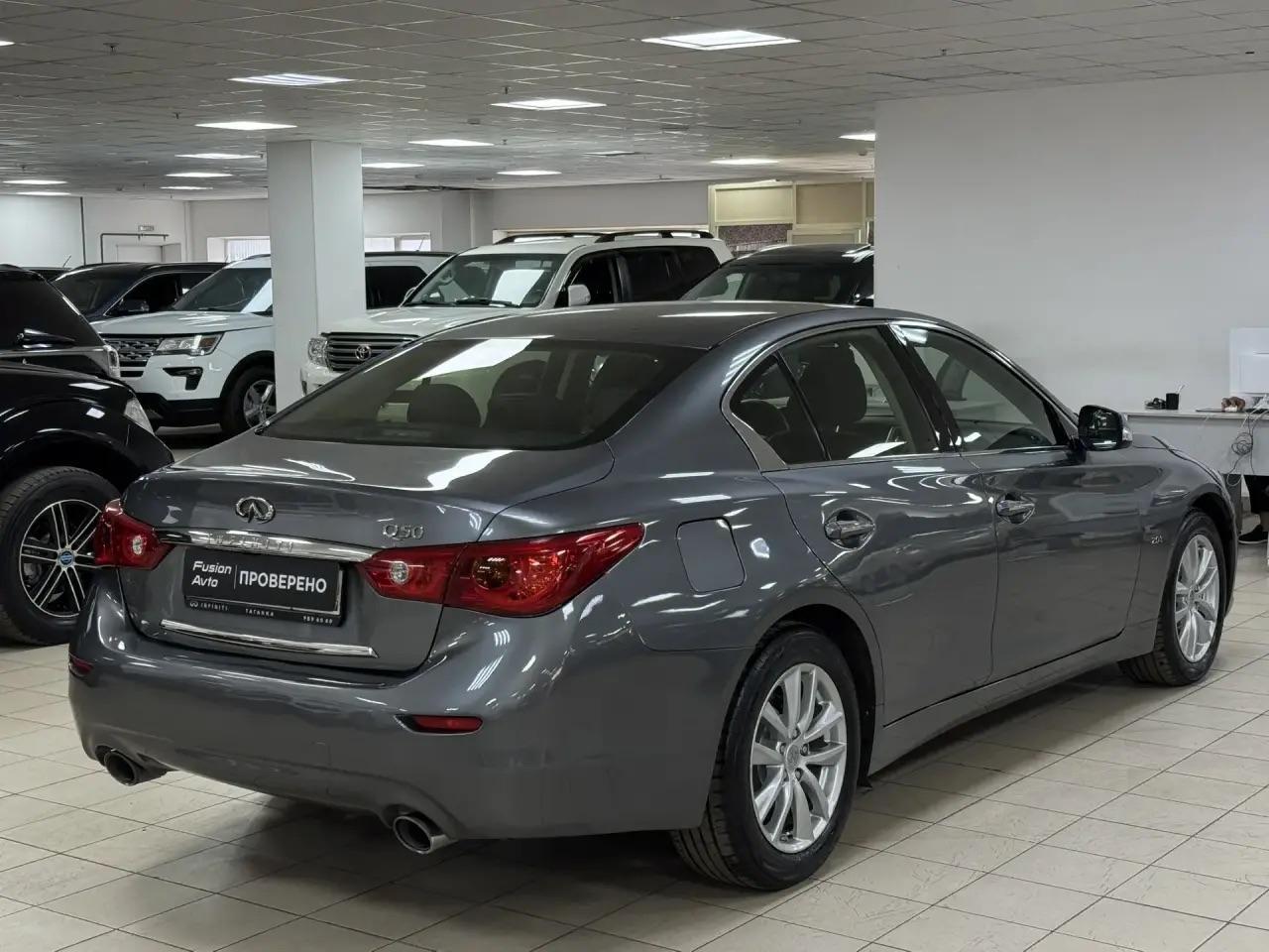 Infiniti Q50