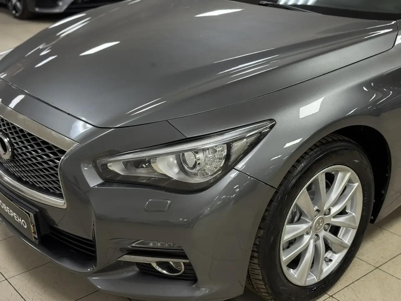Infiniti Q50