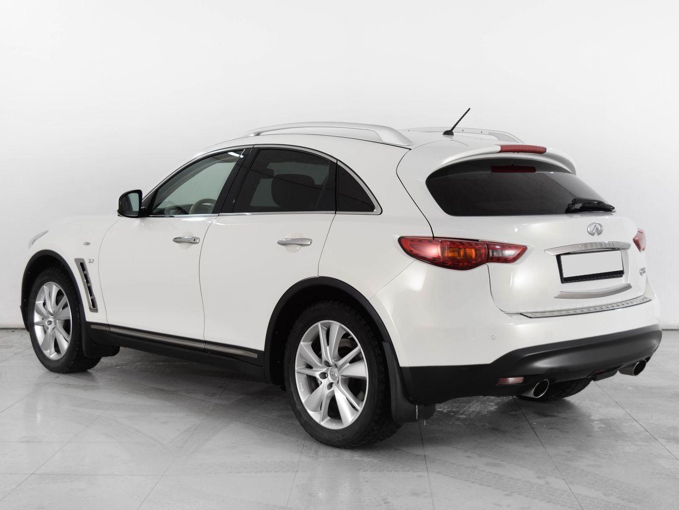 Infiniti QX70, 2015