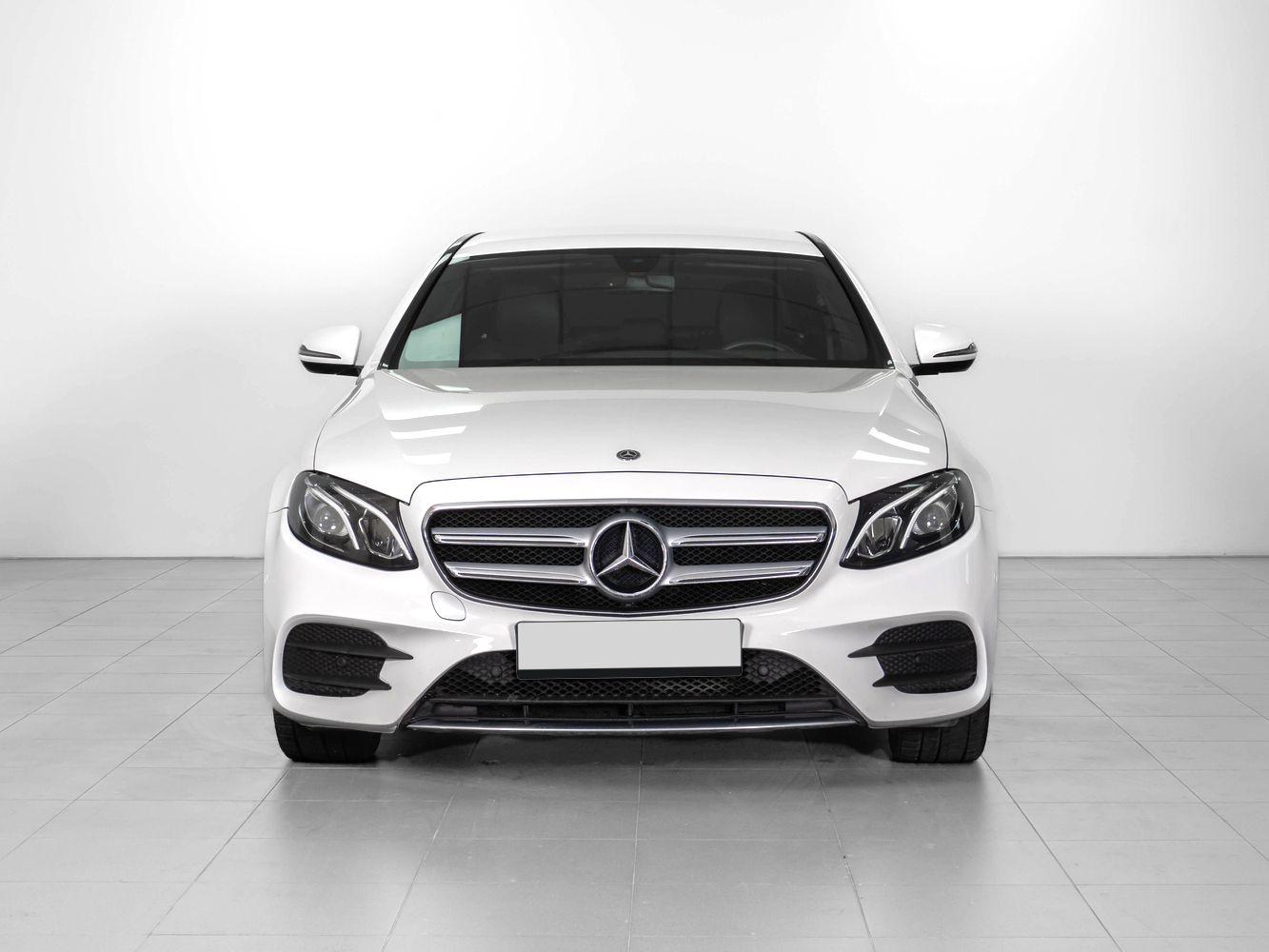 Mercedes-Benz E-Класс, 2019