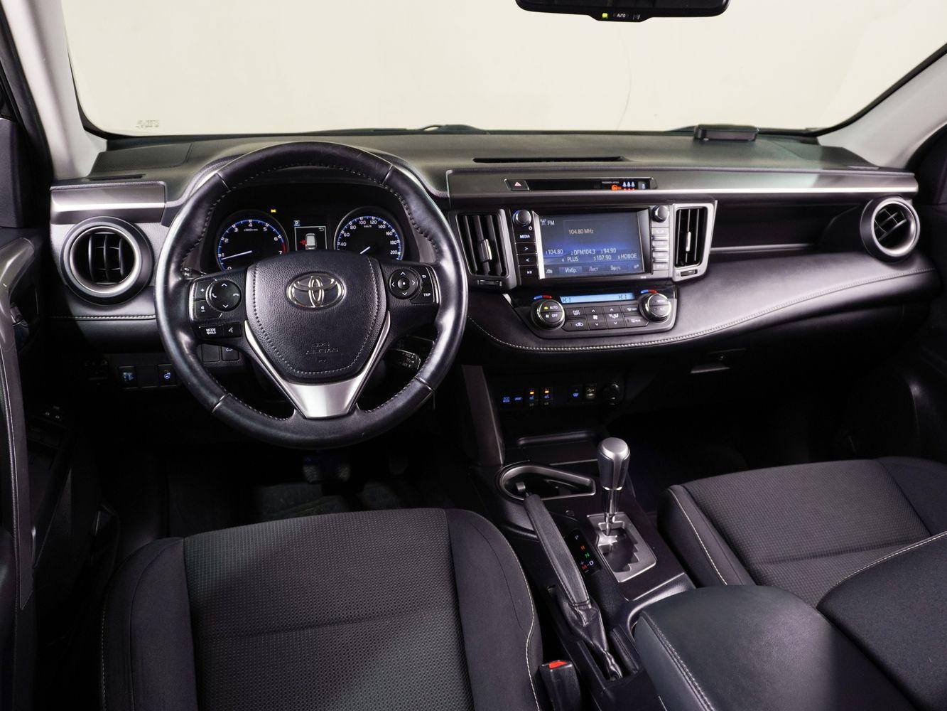 Toyota RAV4, 2018