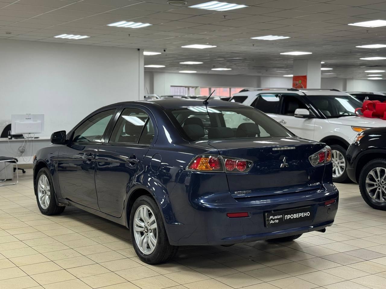 Mitsubishi Lancer