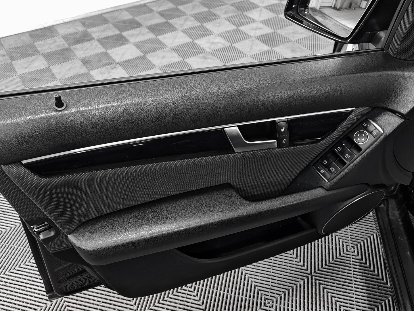 фото автомобиля 10