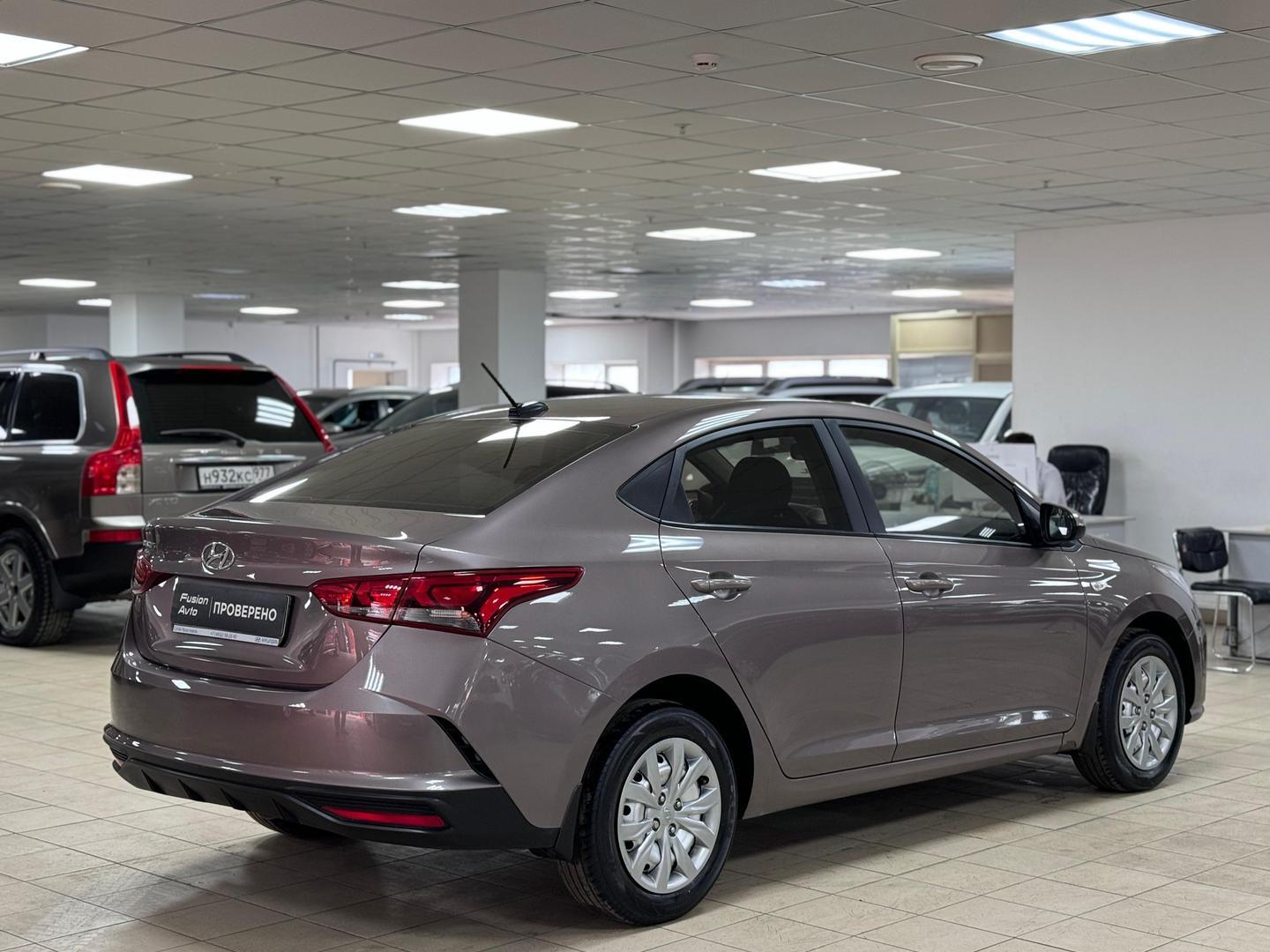 Hyundai Solaris