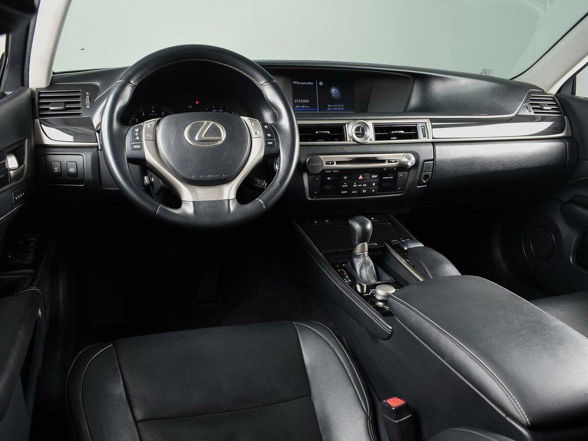 Lexus GS, 2013