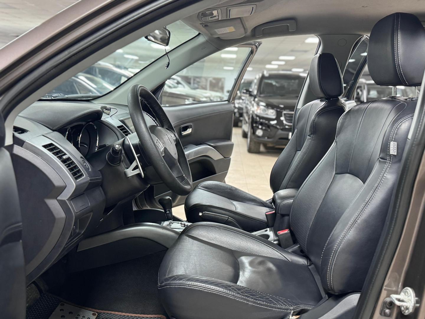 Peugeot 4007