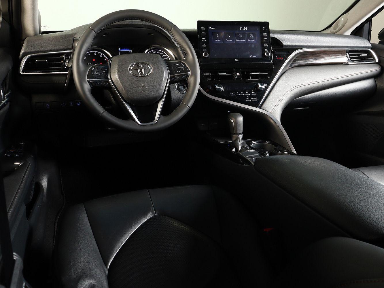 Toyota Camry, 2022