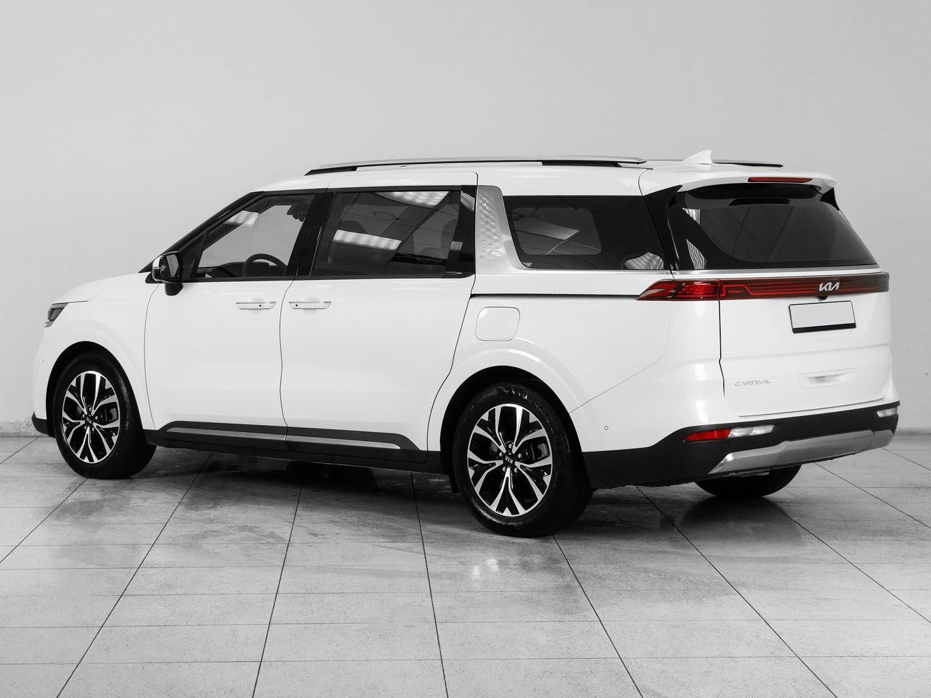 Kia Carnival, 2023