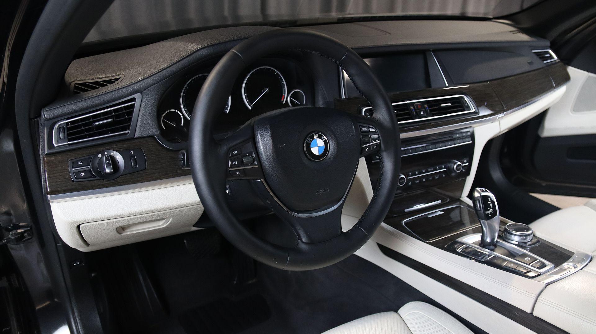 фото автомобиля 5