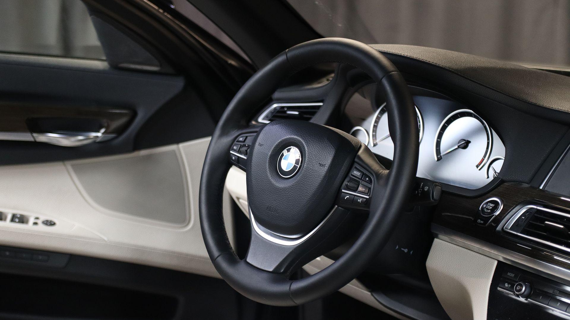 фото автомобиля 7