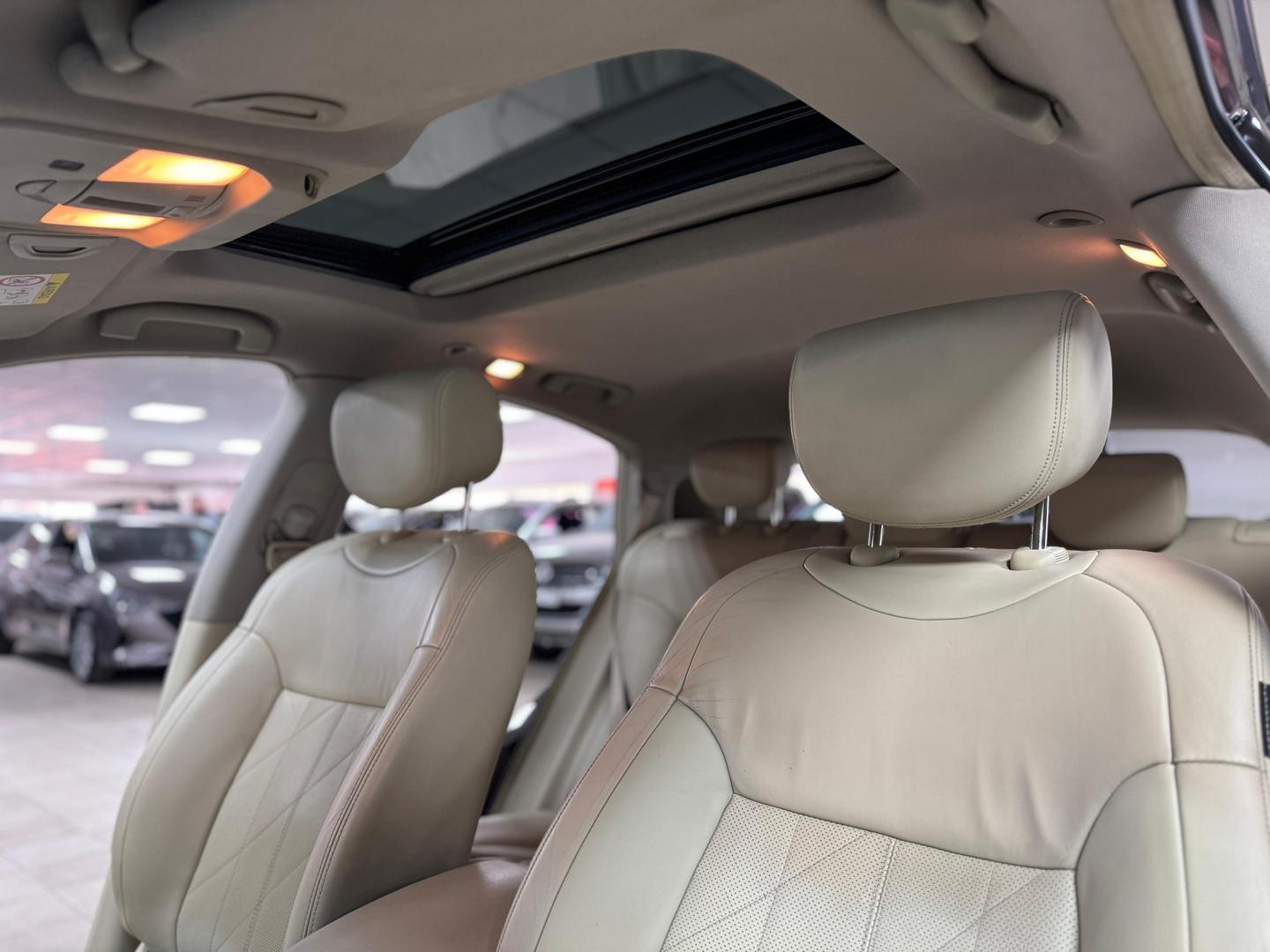 Infiniti QX70