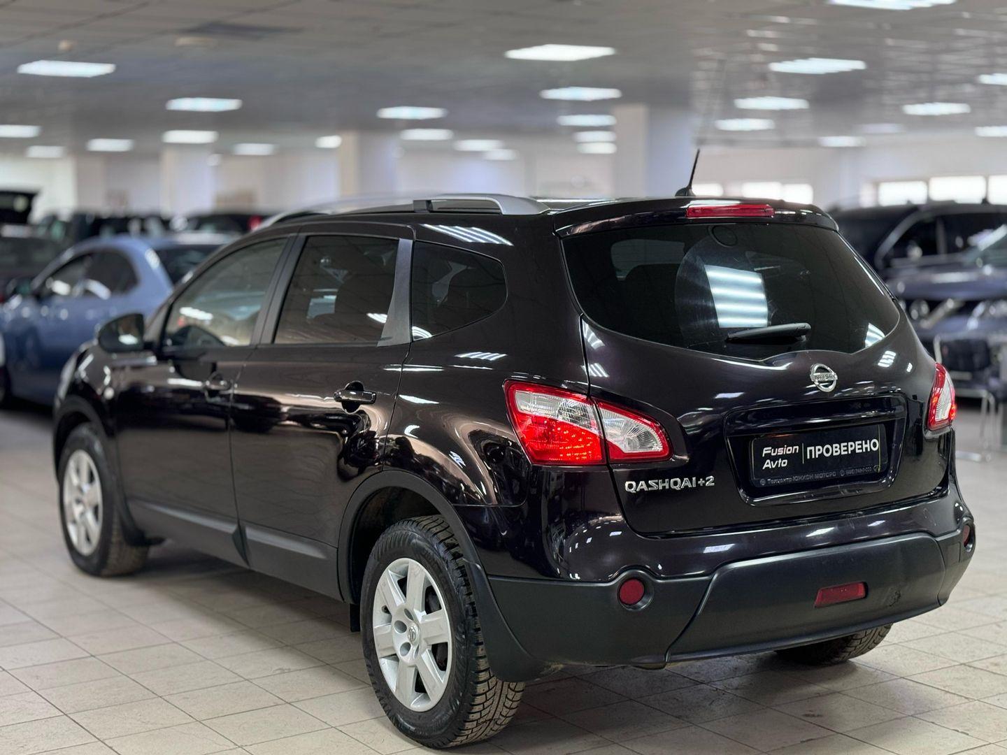 Nissan Qashqai+2
