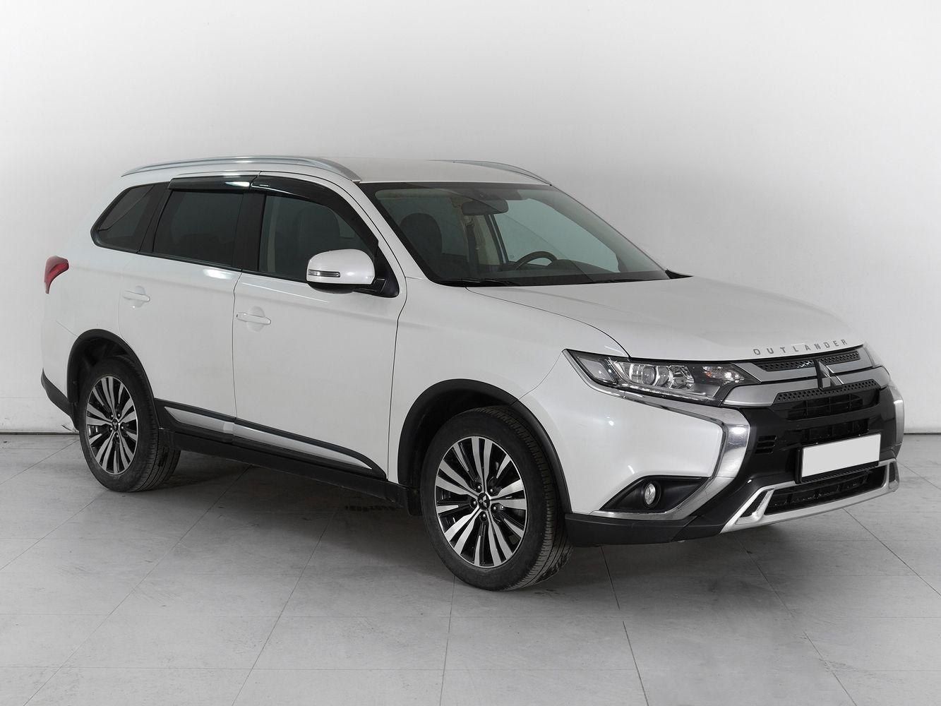 Mitsubishi Outlander 2021