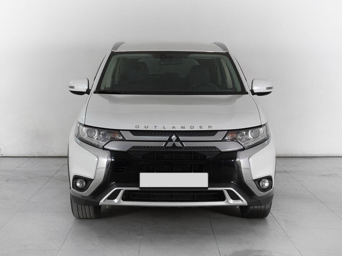 Mitsubishi Outlander, 2021