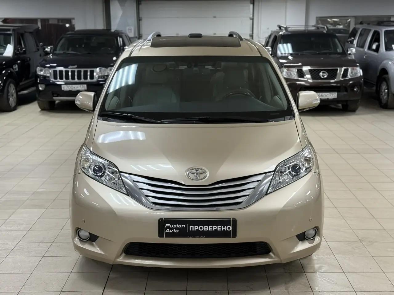 Toyota Sienna