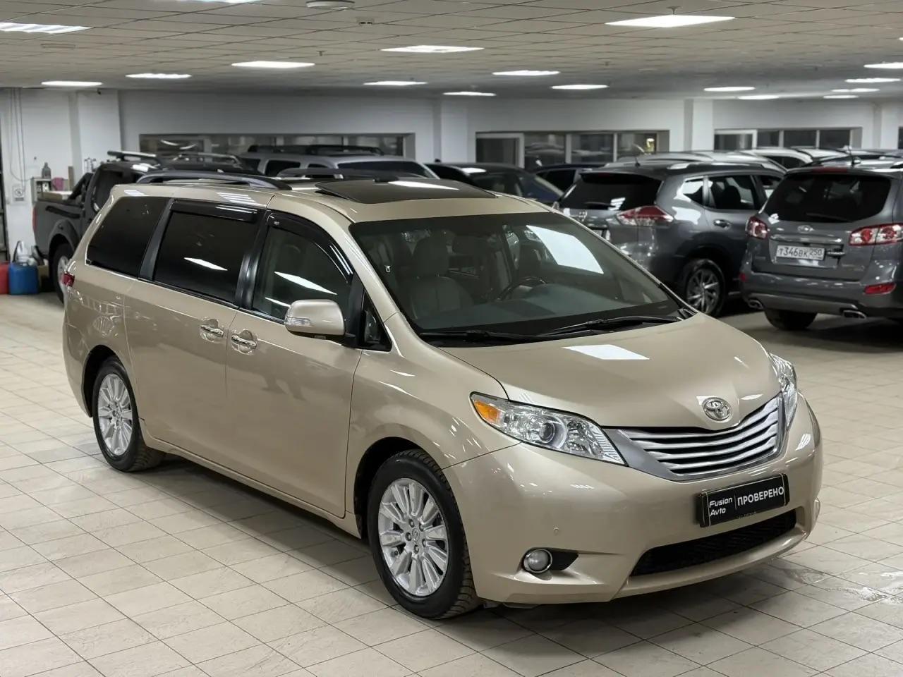 Toyota Sienna