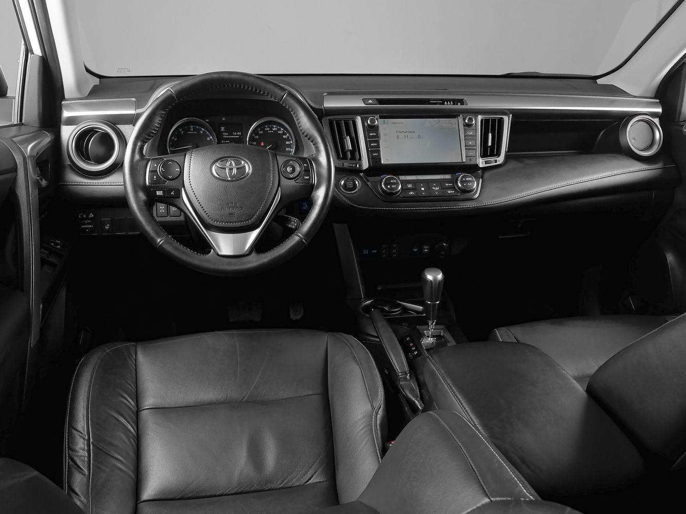 Toyota RAV4, 2018