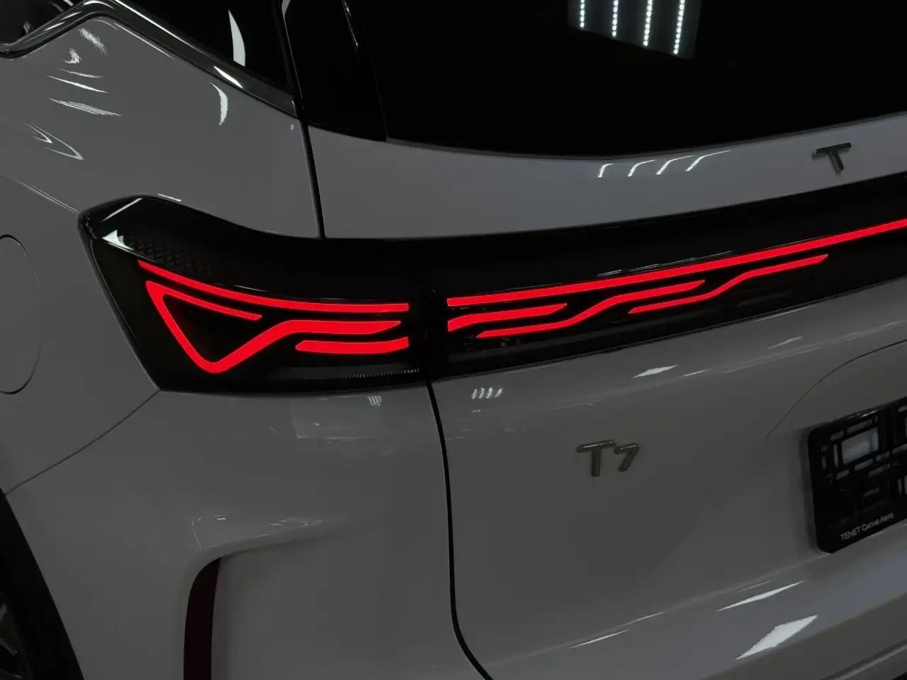 Tenet T7