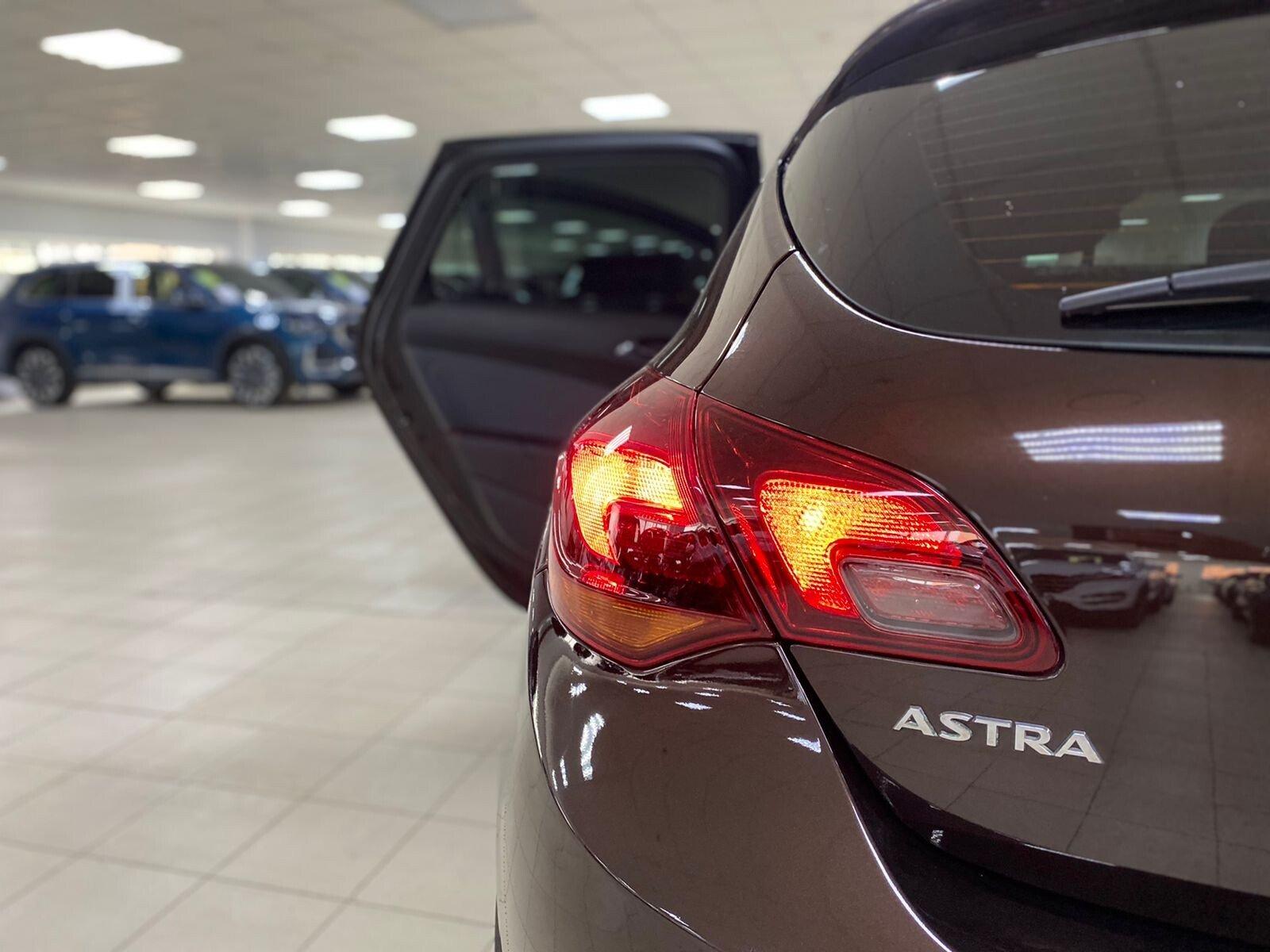 Opel Astra