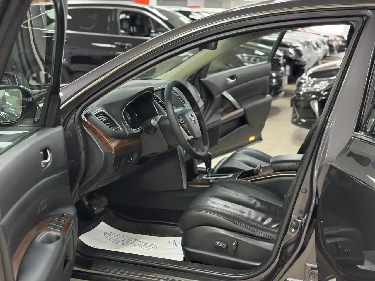 Nissan Teana