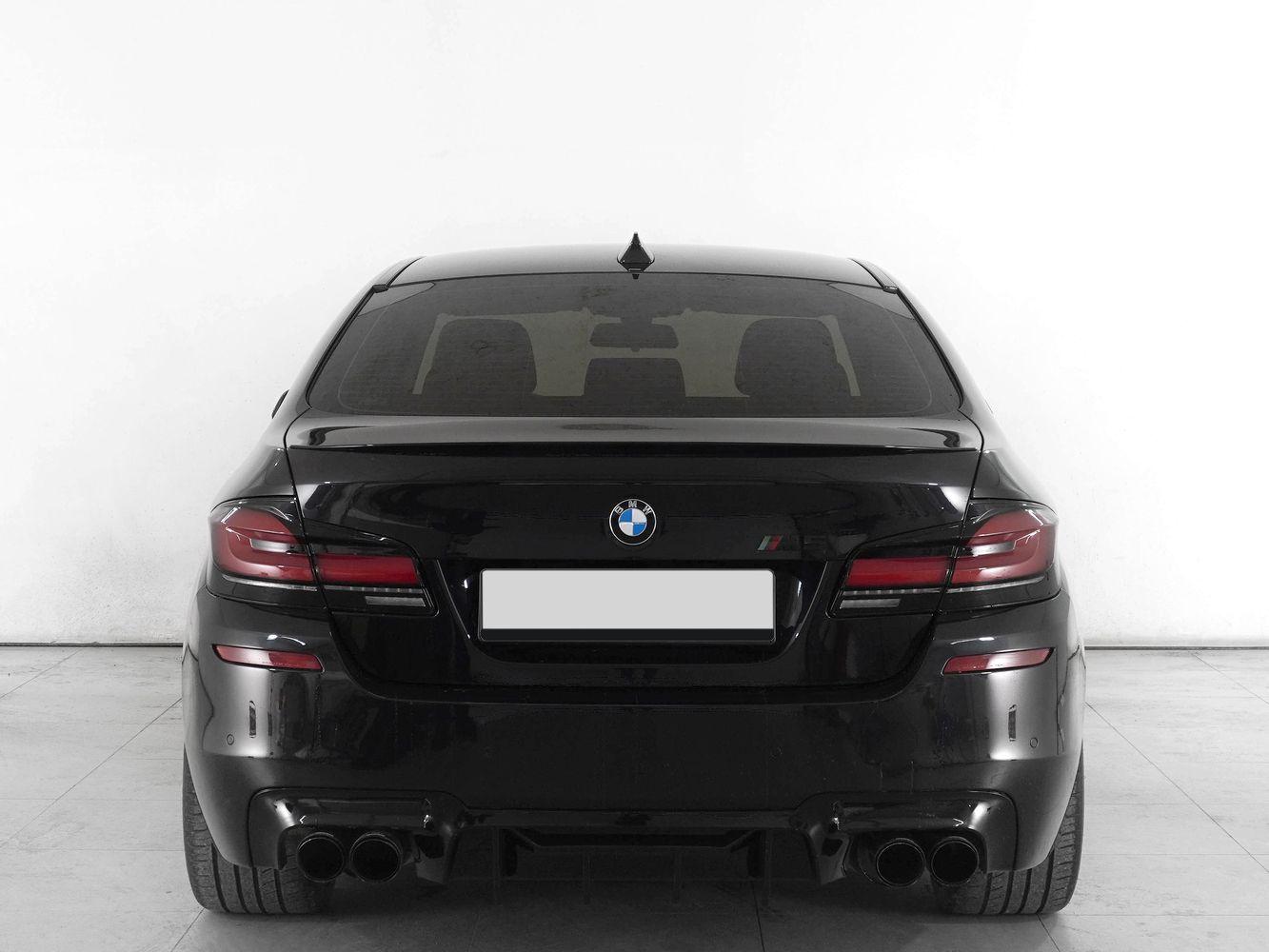 BMW 5 серии, 2015