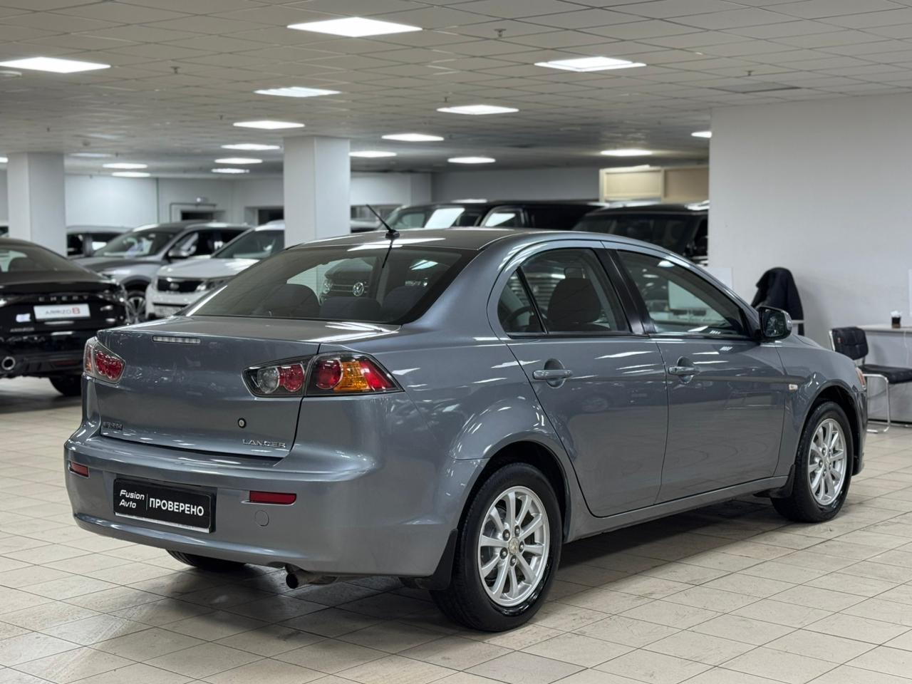 Mitsubishi Lancer