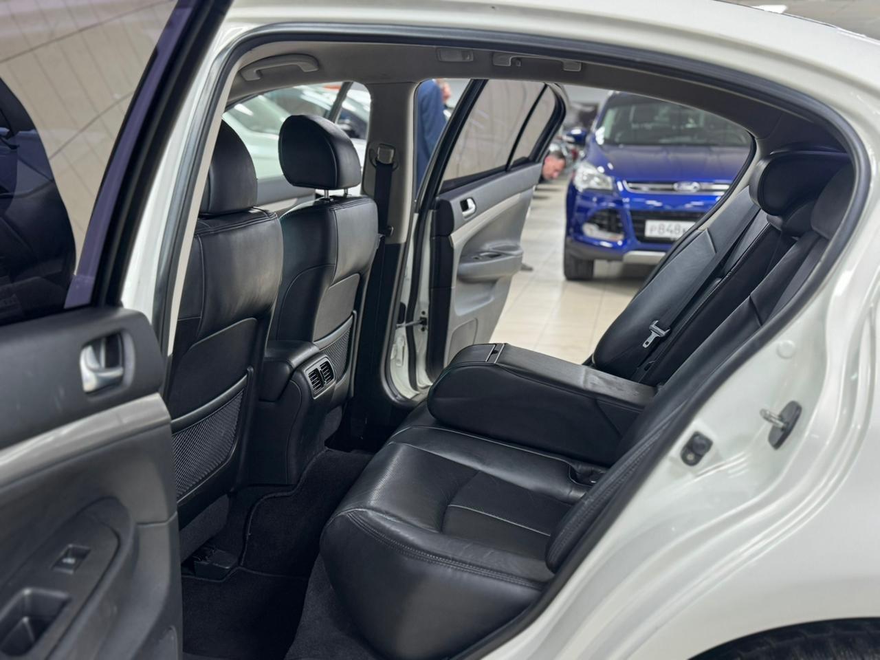 Infiniti G