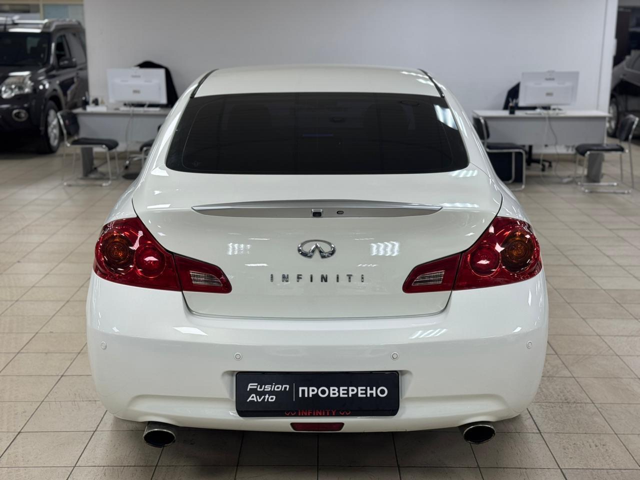 Infiniti G