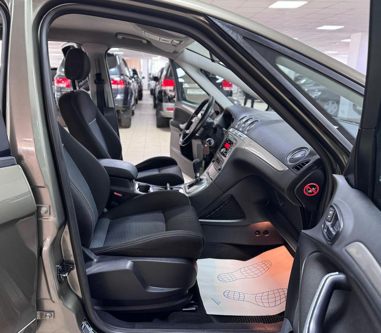 Ford S-MAX