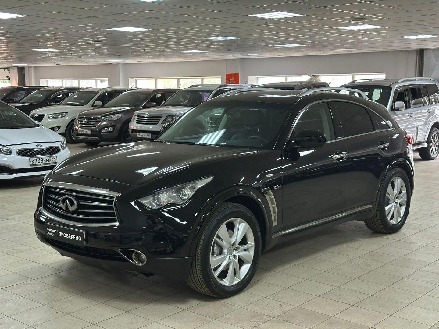 Infiniti QX70