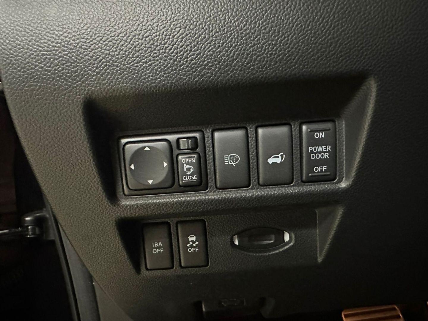 Infiniti QX70