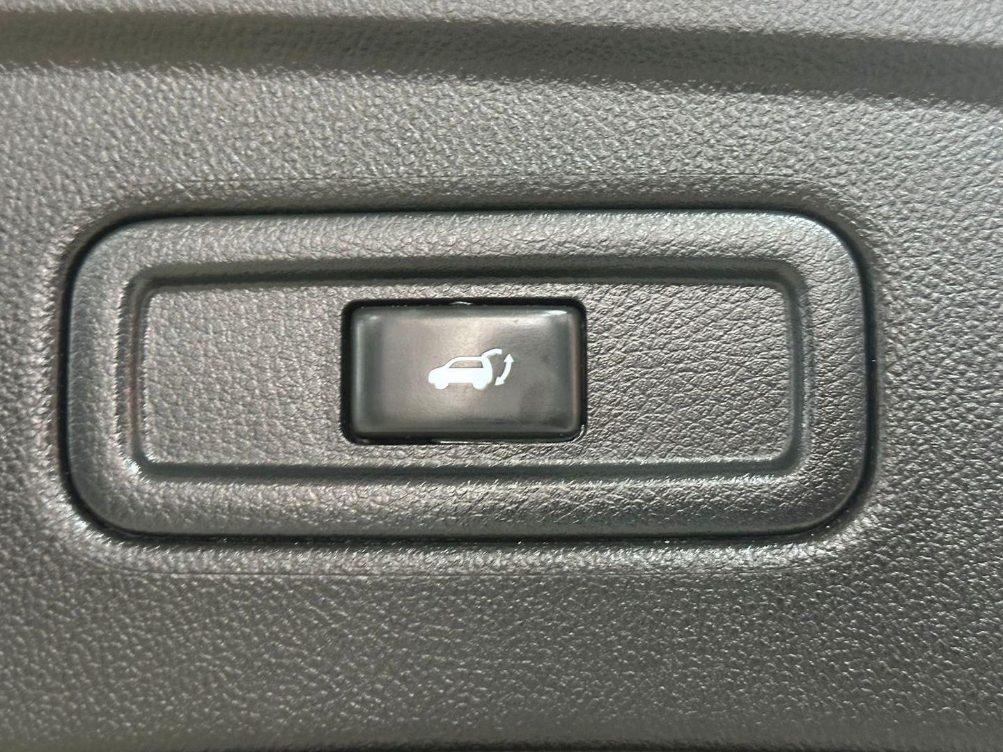 Infiniti QX70