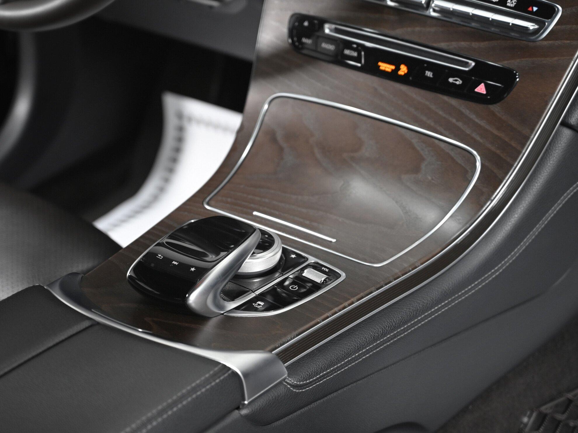 фото автомобиля 11