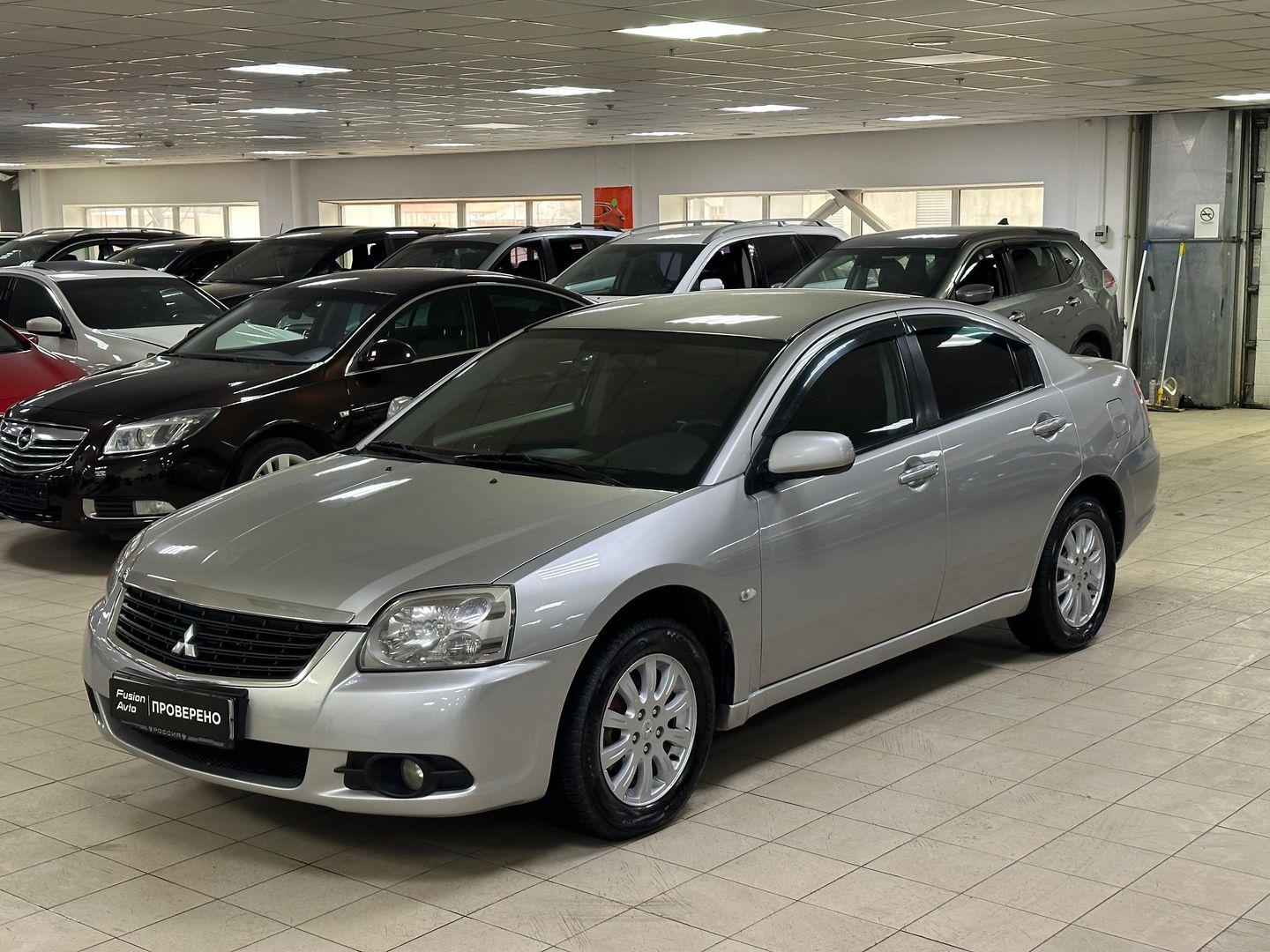 Mitsubishi Galant