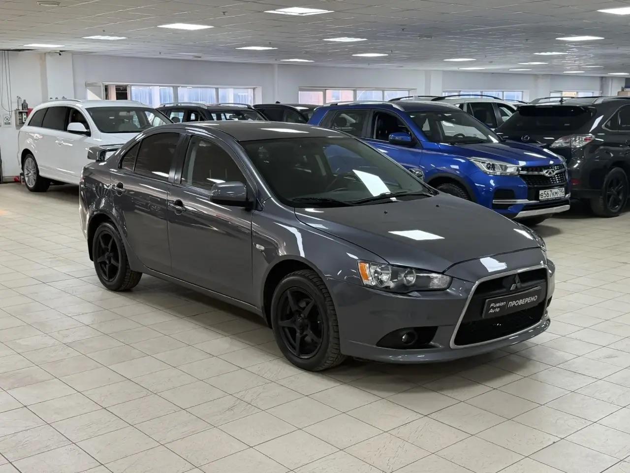 Mitsubishi Lancer