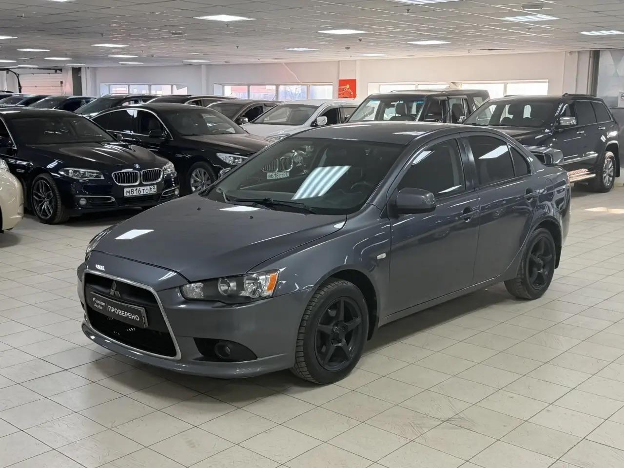 Mitsubishi Lancer