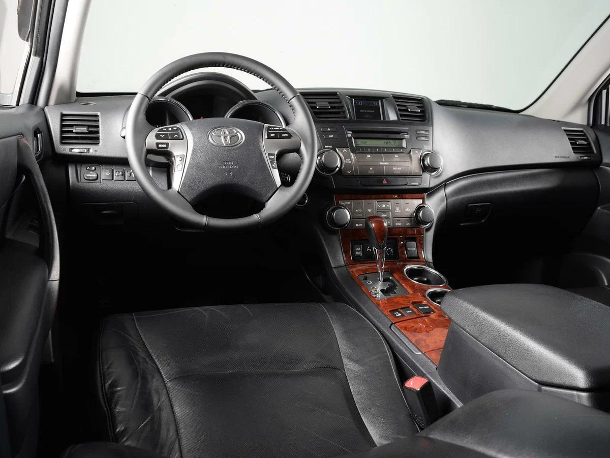 Toyota Highlander, 2013