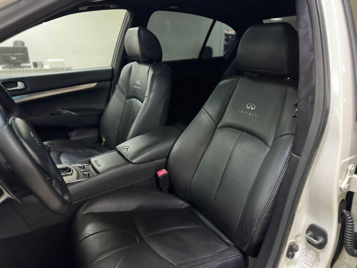 Infiniti G