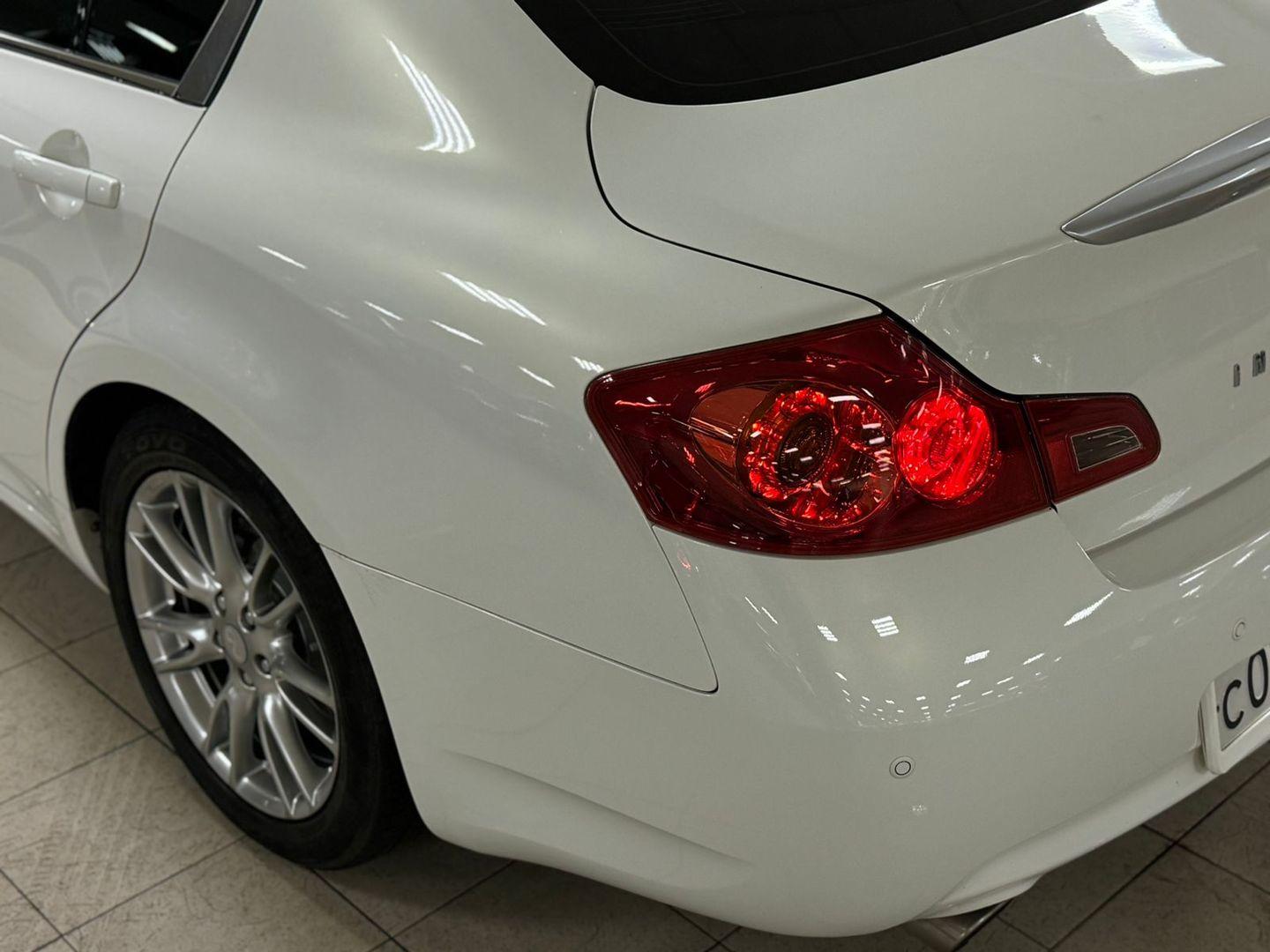 Infiniti G