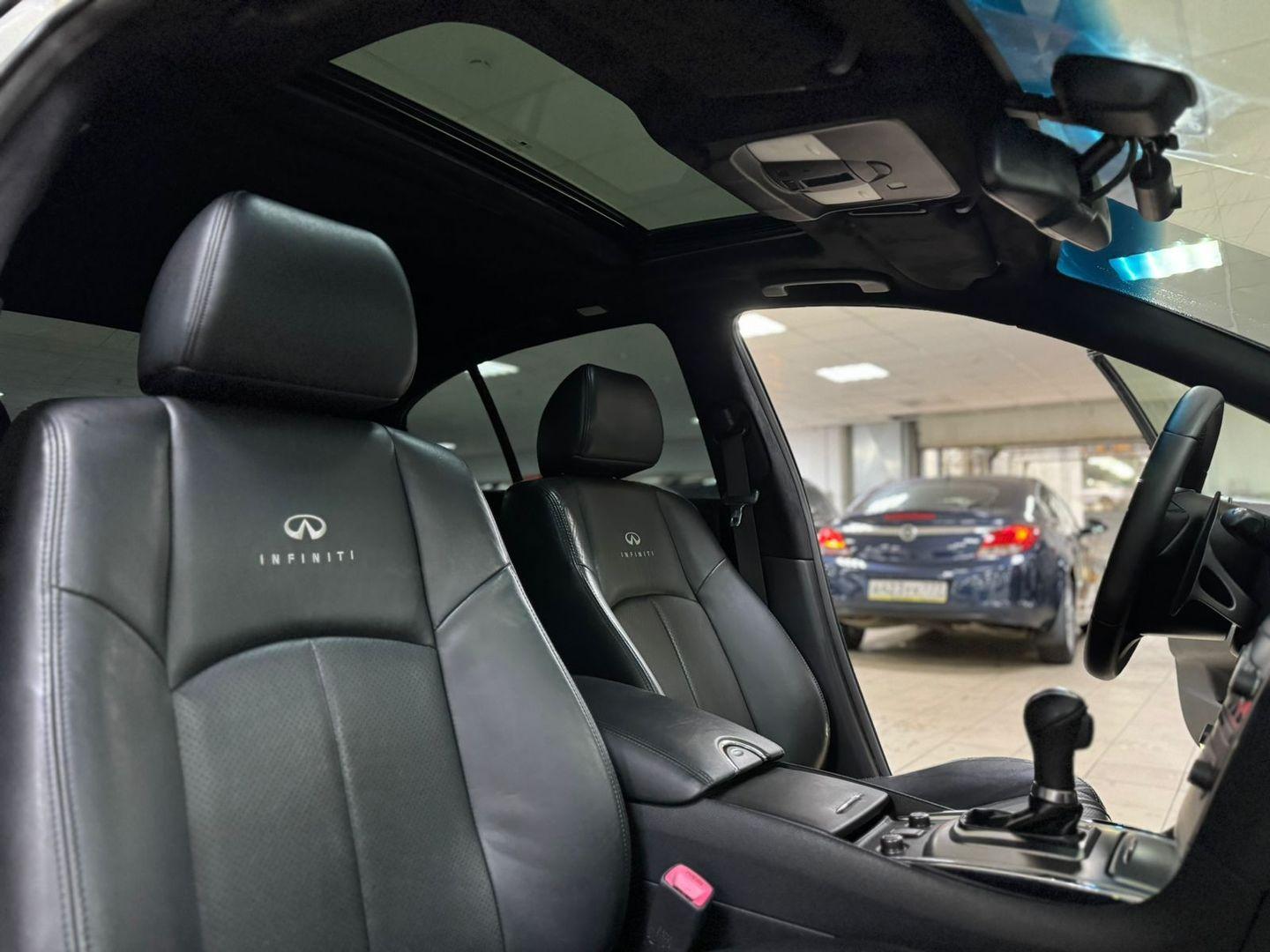 Infiniti G
