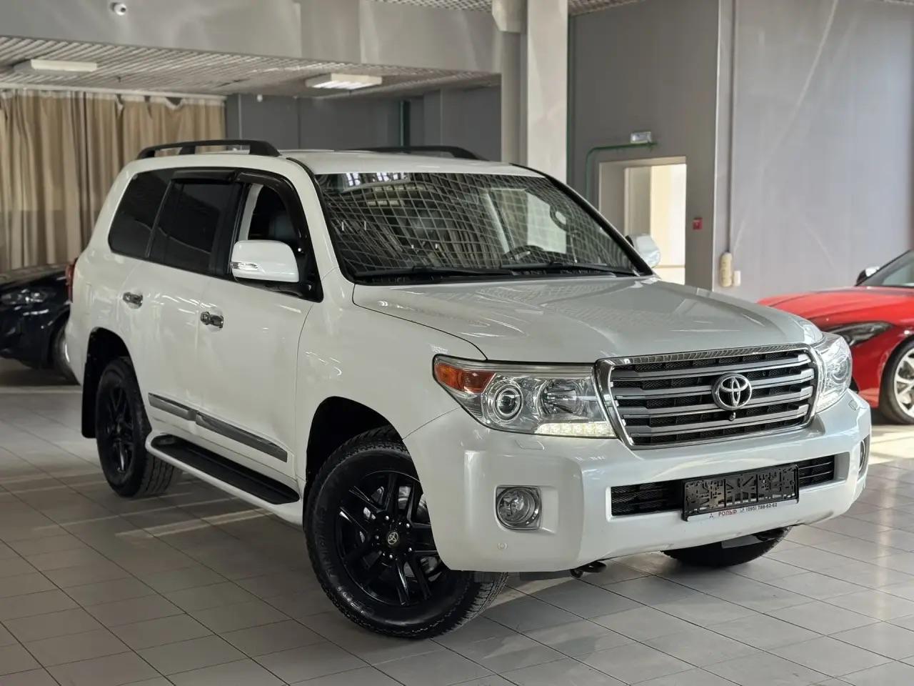 Toyota Land Cruiser