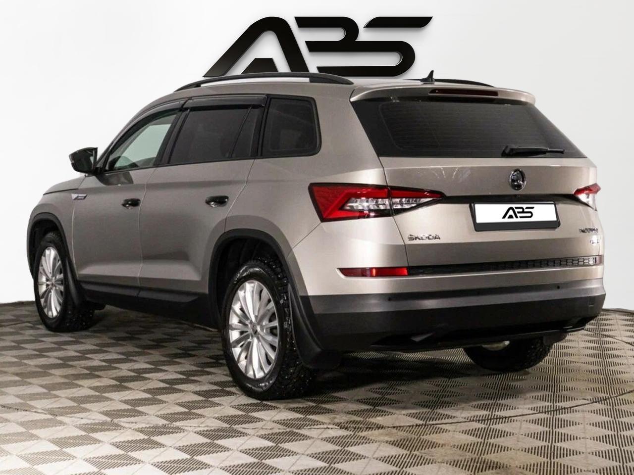 фото автомобиля 3