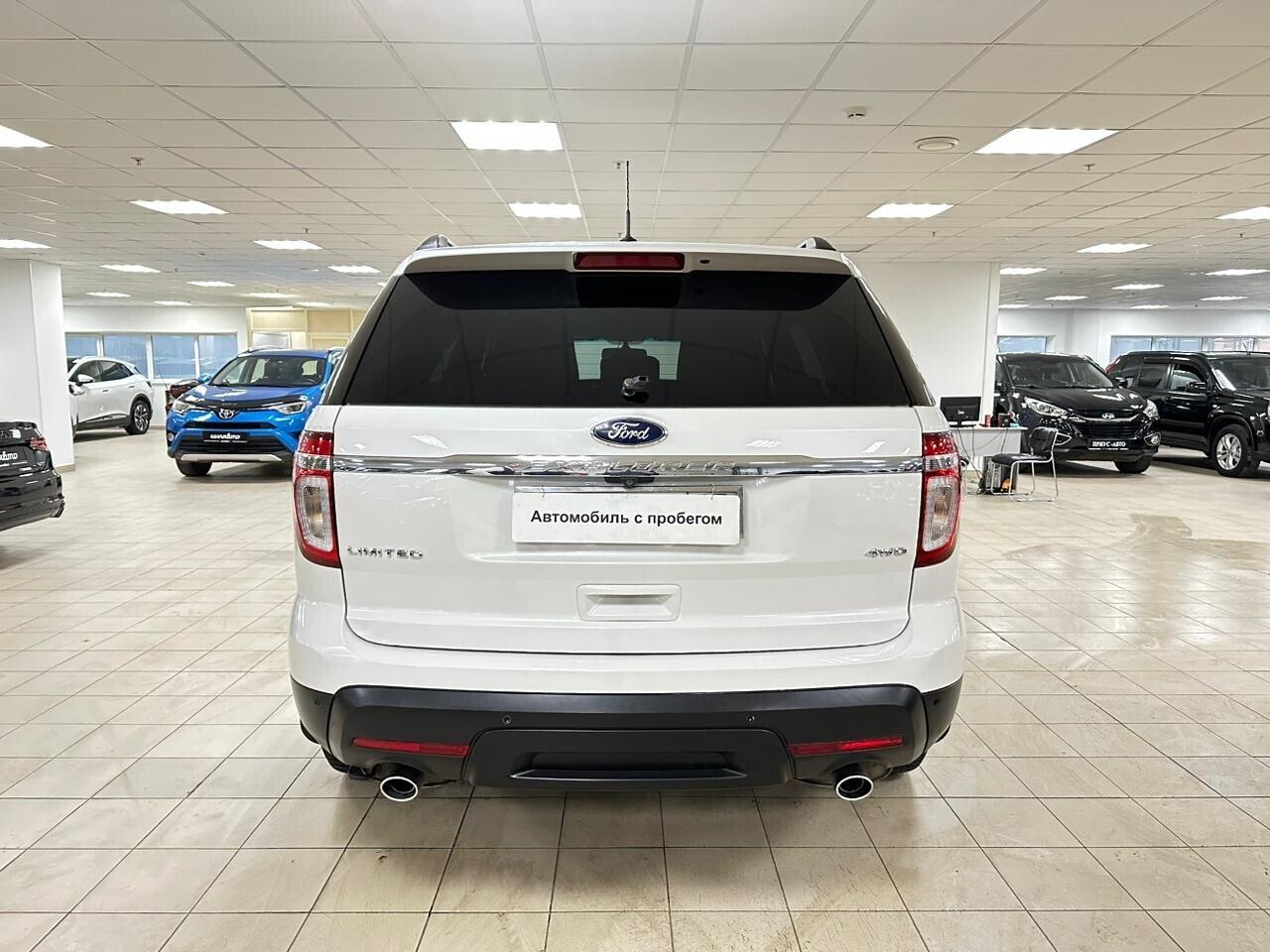 Ford Explorer